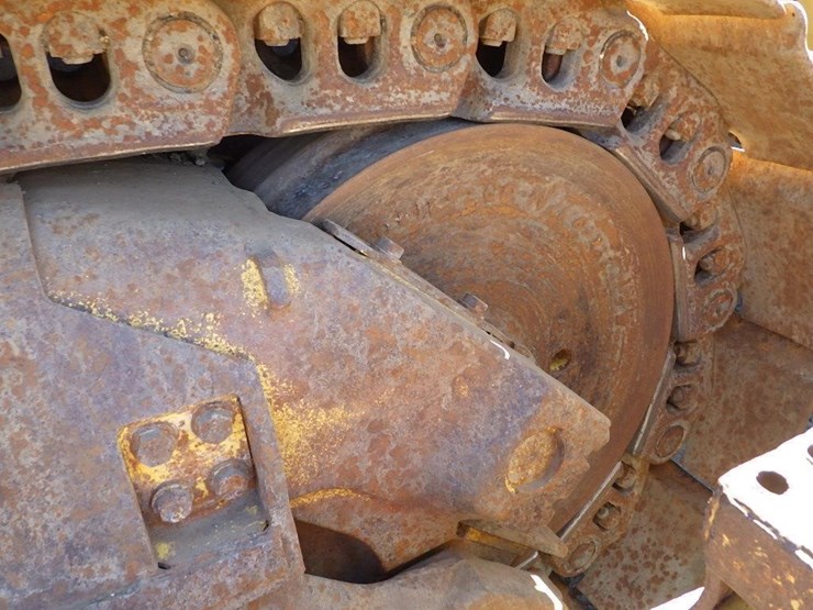 2004-komatsu-d275ax-5-image-44