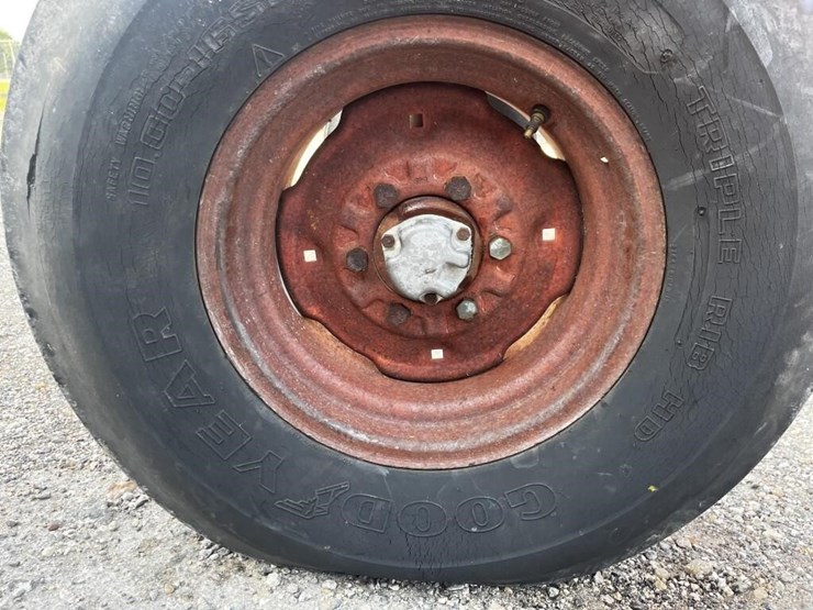 massey-ferguson-1105-image-7