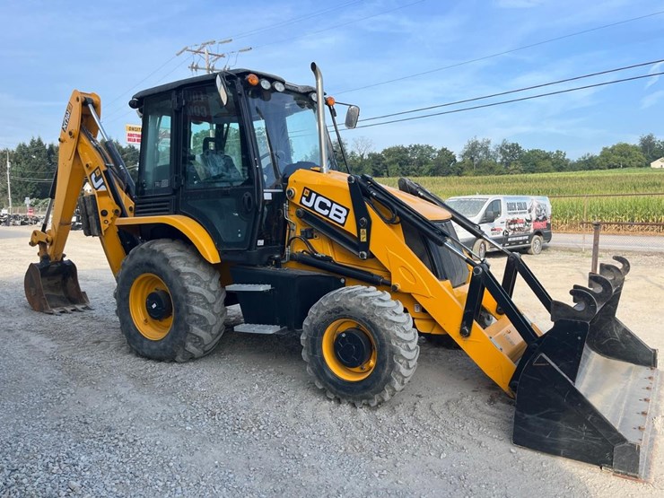 2022-jcb-3cx-image-8