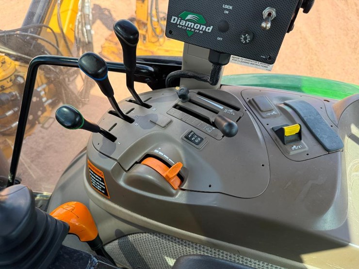 2017-john-deere-6120e-image-53