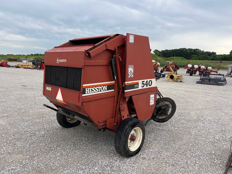 hesston-540-image-5