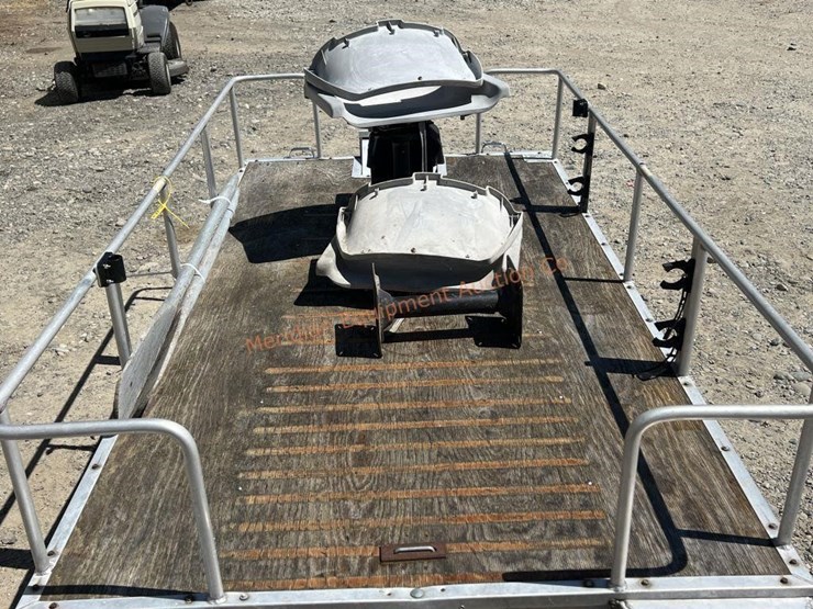 cruiser-boat-company-pontoon-boat-model-410pp-image-12