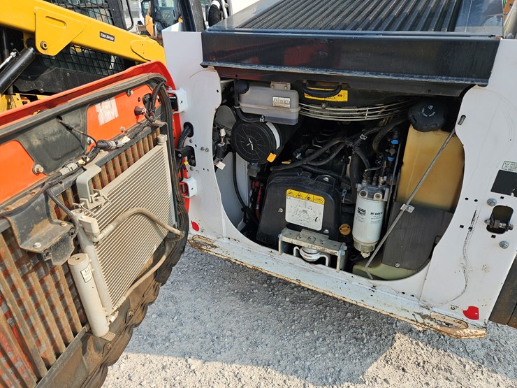 2020-bobcat-t66-image-17