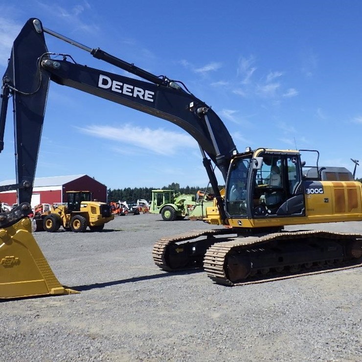 2016 DEERE 300G LC