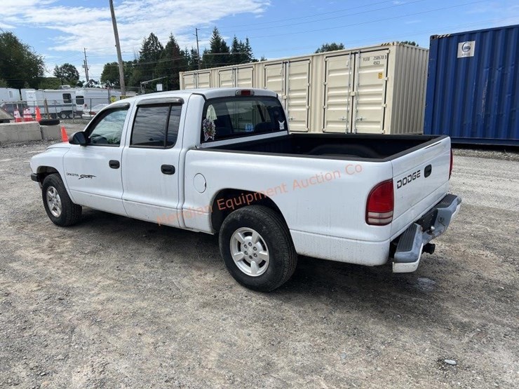 2001-dodge-dakota-image-3