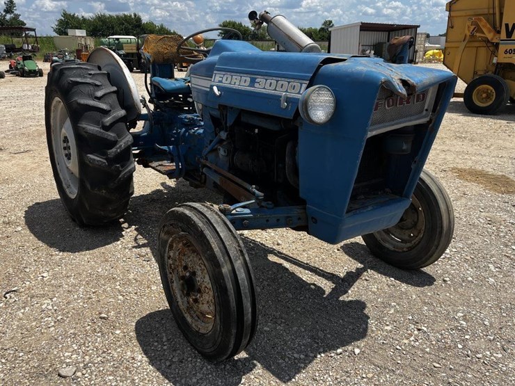 ford-3000-image-2