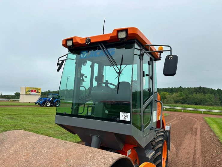 2018-xcmg-cv83pd-image-12