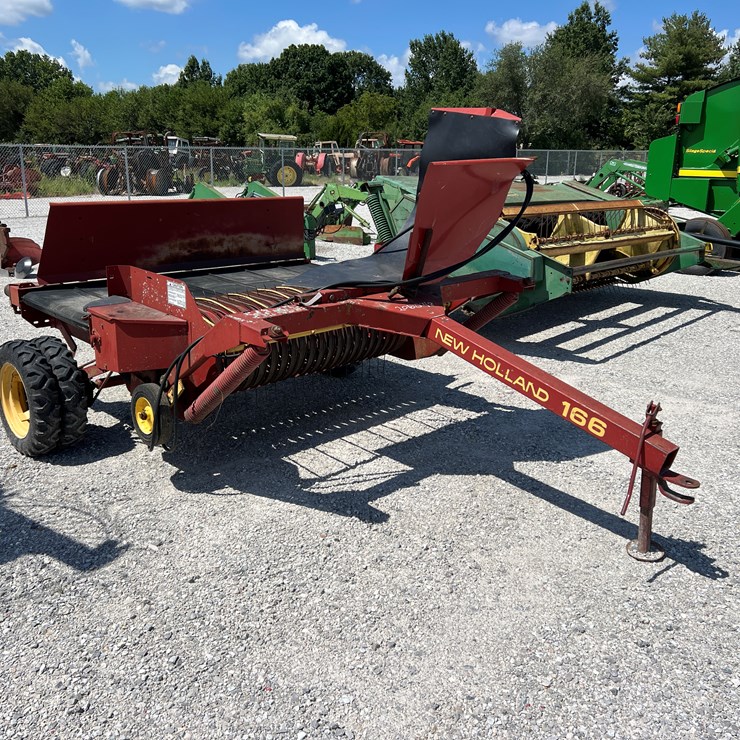 NEW HOLLAND 166