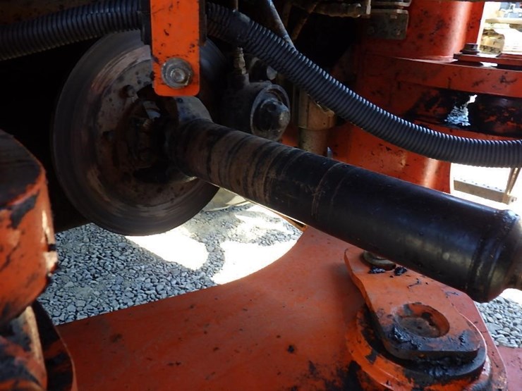 2017-hitachi-zw250-image-25