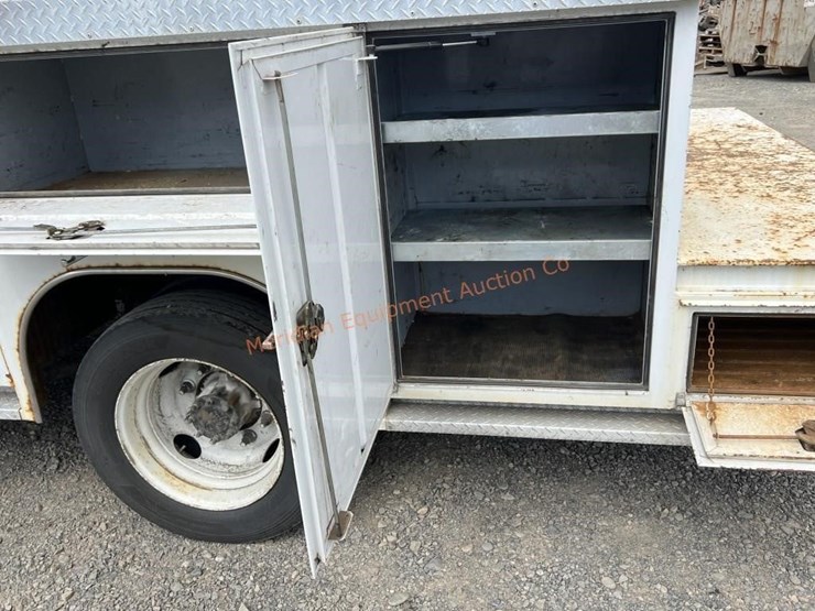 2004-gmc-topkick-c4500-image-29
