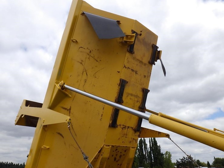 2016-komatsu-hm400-5-image-11