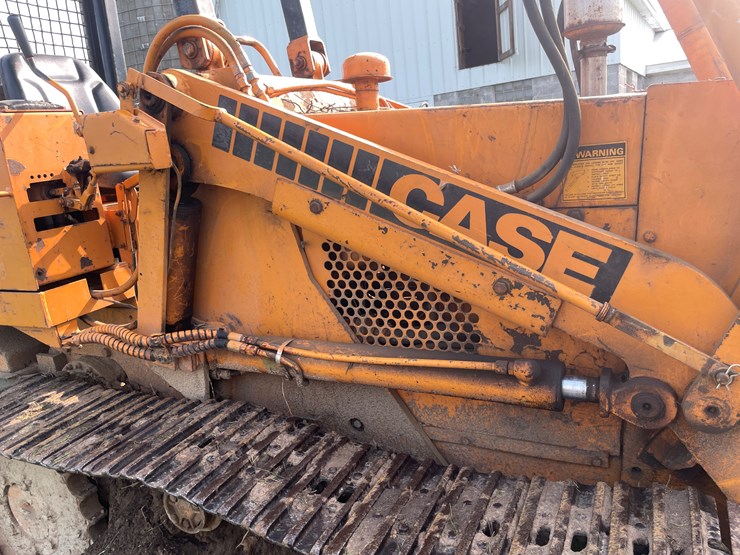 case-450b-image-24