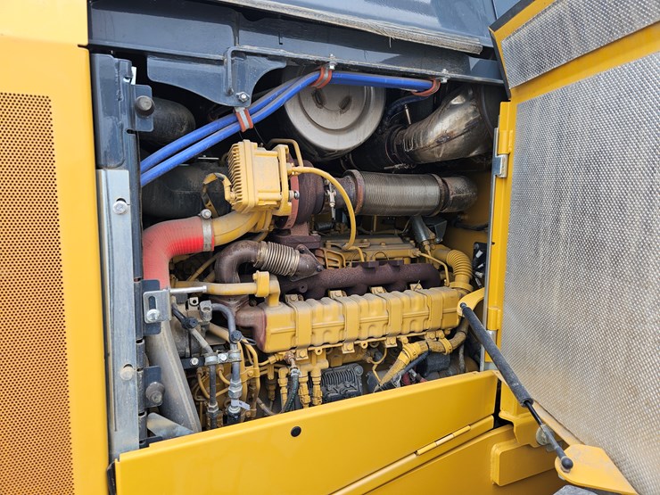 2021-deere-524p-image-22
