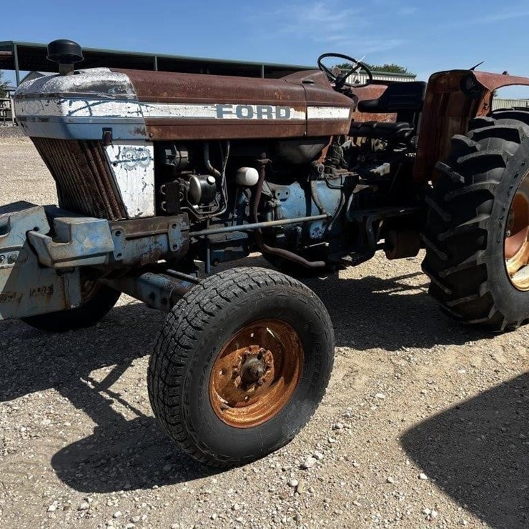 FORD TRACTOR