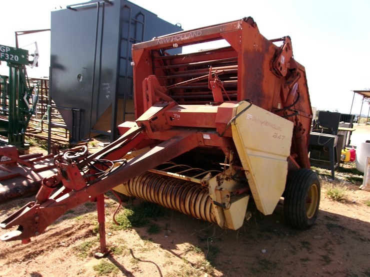new-holland-847-image-1
