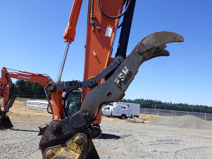 2020-hitachi-zx245us-lc-6n-image-10