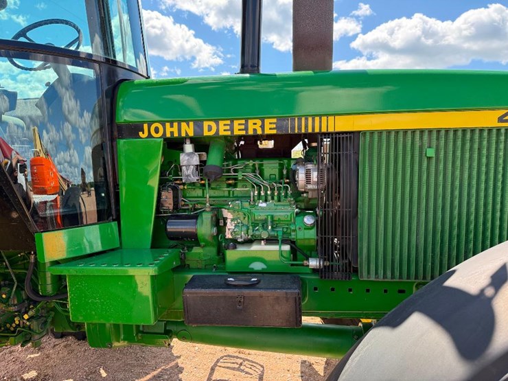 1990-john-deere-4055-image-21
