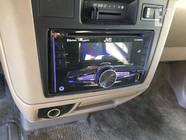 2000-toyota-sienna-le-image-14