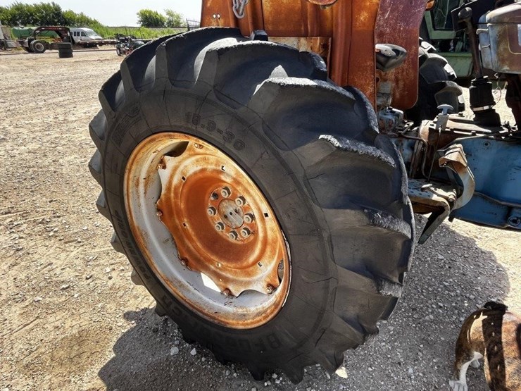 ford-tractor-image-17