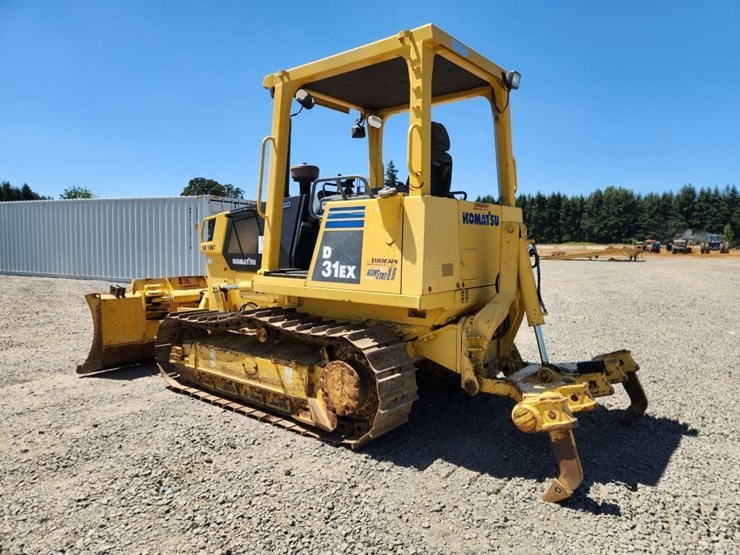 2006-komatsu-d31ex-21-image-7