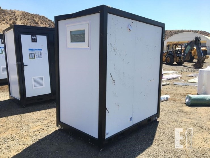 unused-portable-bathroom-image-4