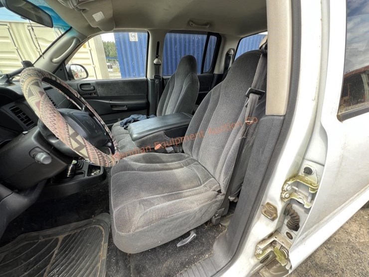 2001-dodge-dakota-image-21