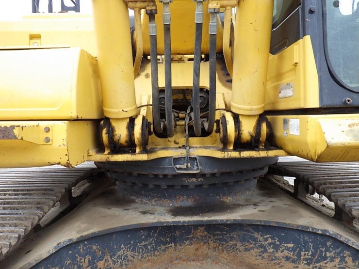 2016-komatsu-pc490-lc-11-image-13