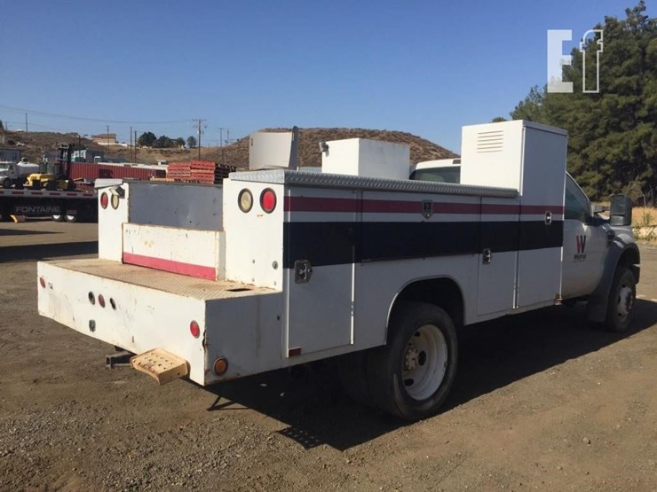 2008-ford-f550-xl-image-3