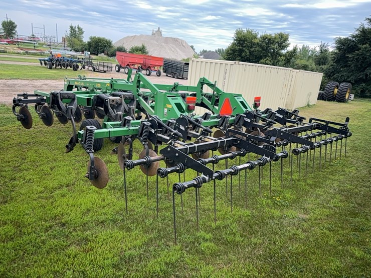 john-deere-2700-image-14