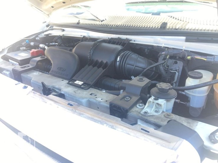 2014-ford-e150-image-10