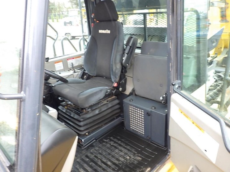 2016-komatsu-hm400-5-image-40