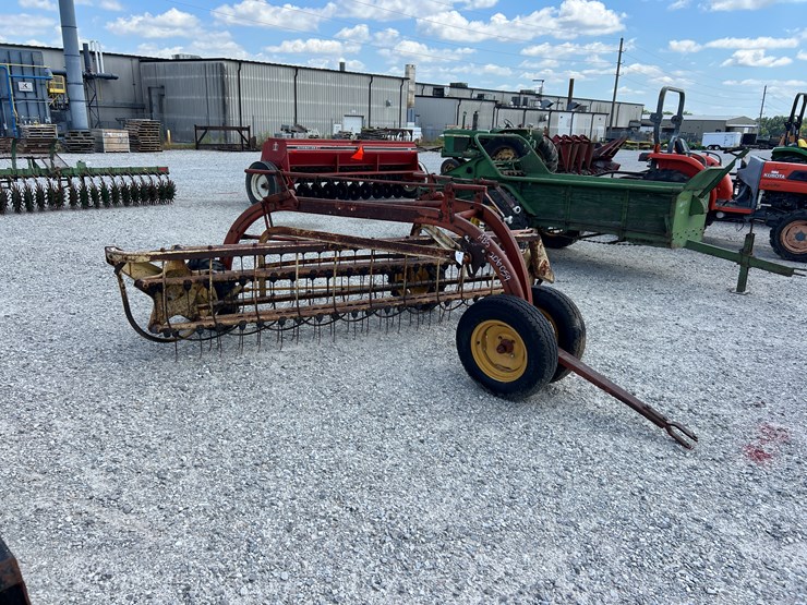 new-holland-260-image-5