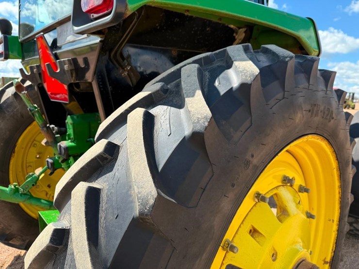 1990-john-deere-4055-image-10