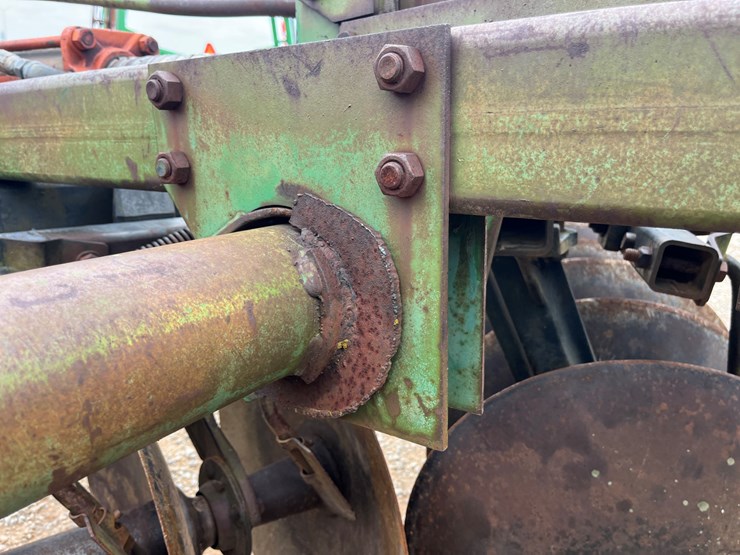 john-deere-215-image-15