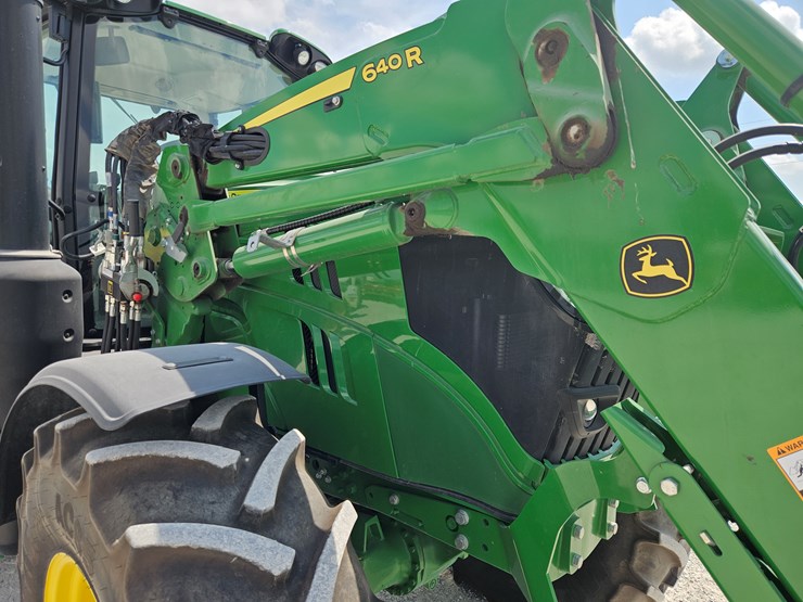 2023-john-deere-6145m-image-21