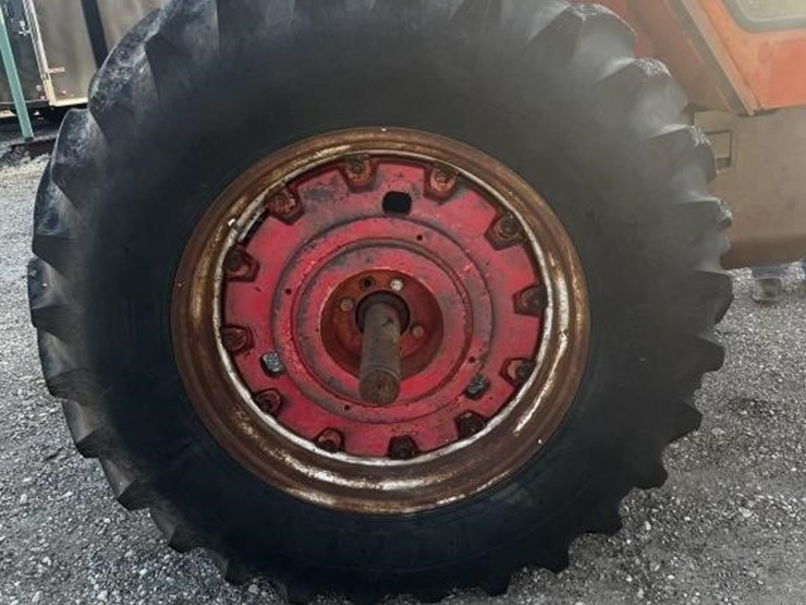 massey-ferguson-1105-image-14