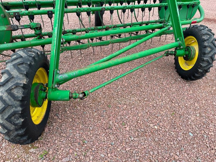 john-deere-662-image-18