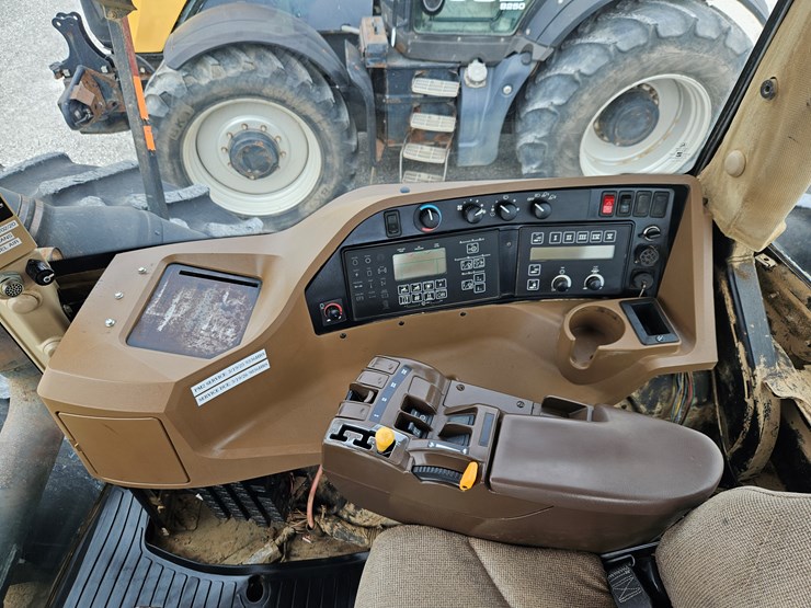 2007-john-deere-9520-image-12
