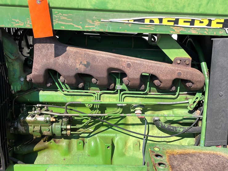 john-deere-3055-image-12