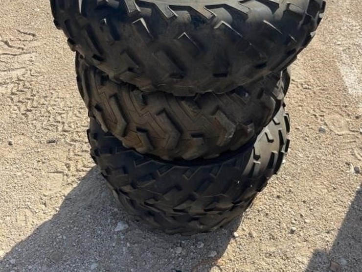 l3--(3)-25x8-12-4-hole-aluminum-wheel-image-1