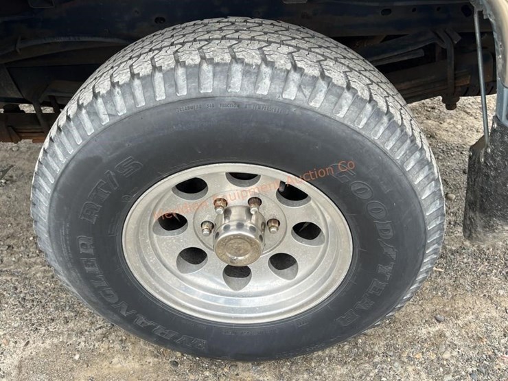 1990-chevrolet-k2500-image-16