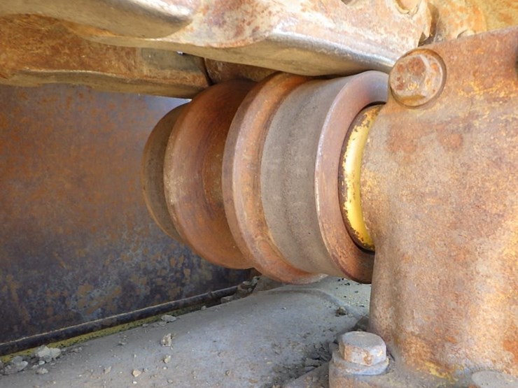 2004-komatsu-d275ax-5-image-43