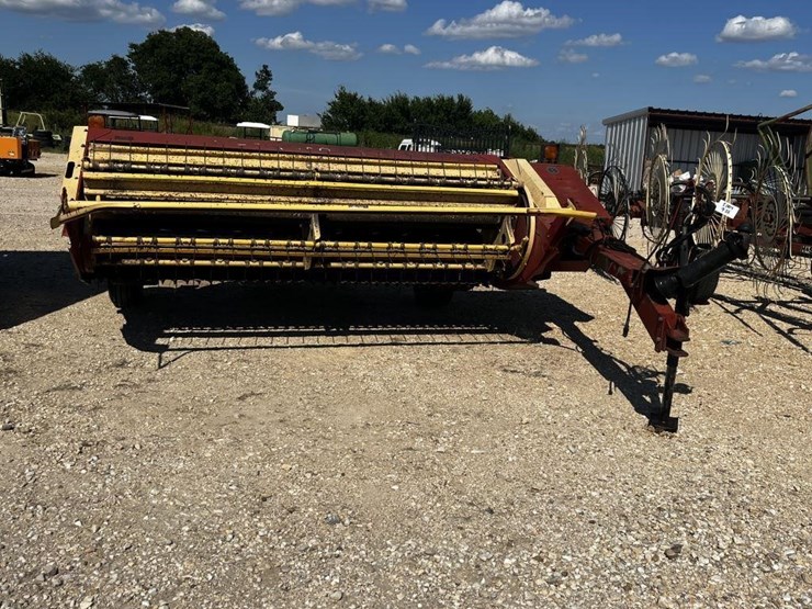 new-holland-1465-image-1