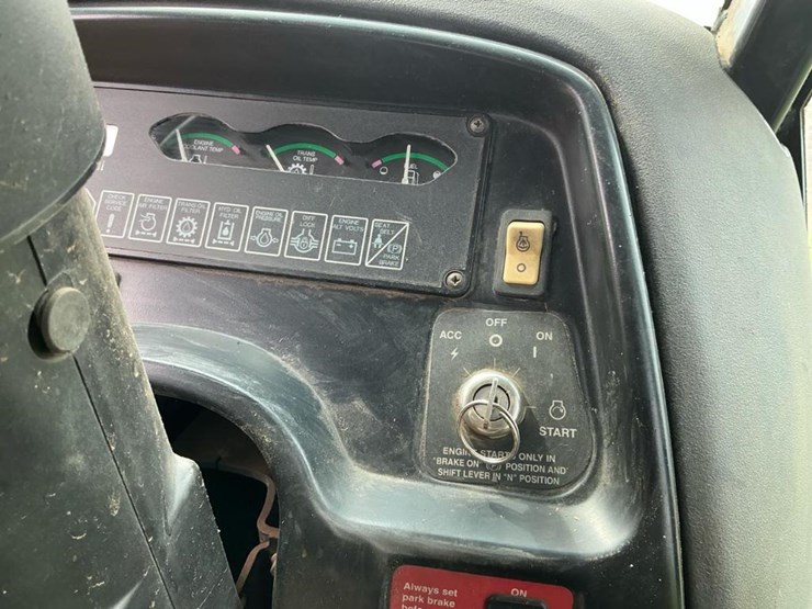 2003-deere-648g-image-19