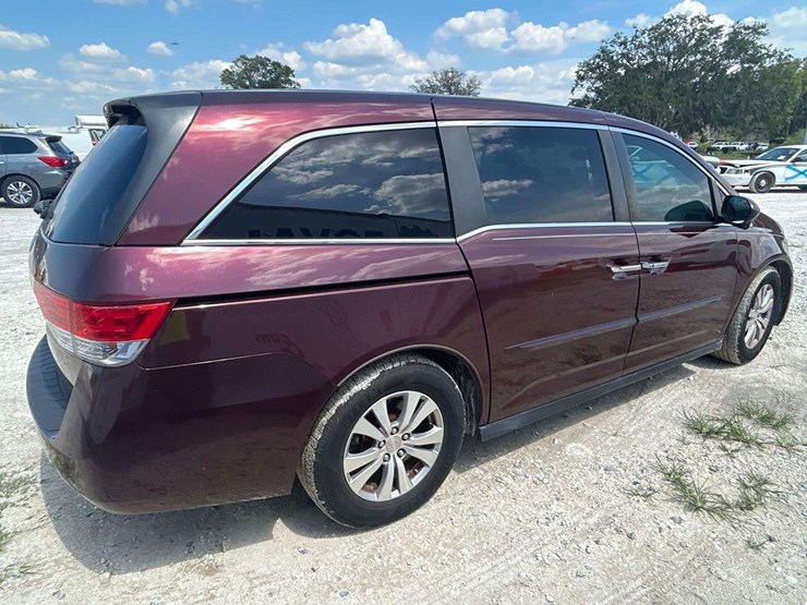 2015-honda-odyssey-image-3