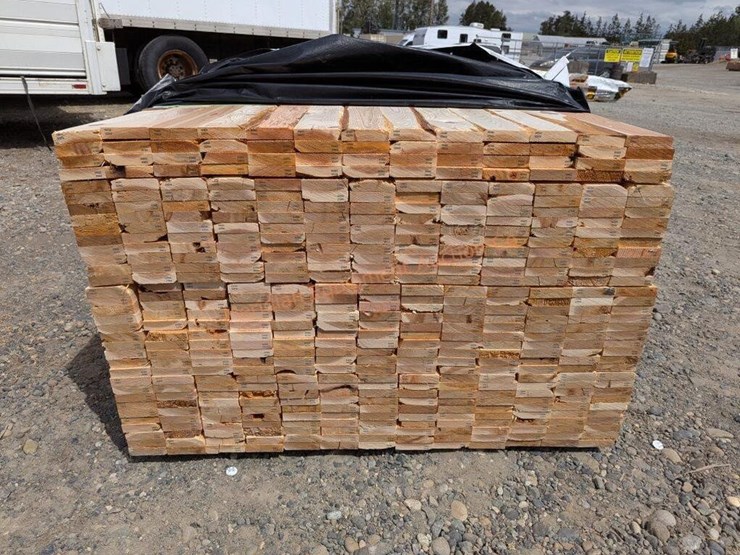 lot--cedar-#4c-rougherhead-7/8"x4"x6'-image-3