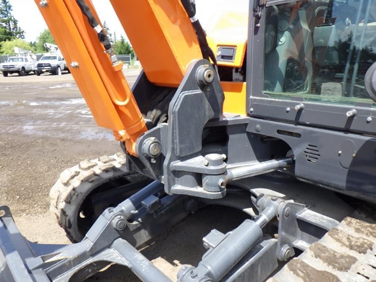 2021-doosan-dx85r-3-image-20