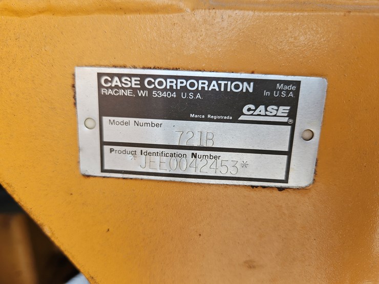 1995-case-721b-image-8