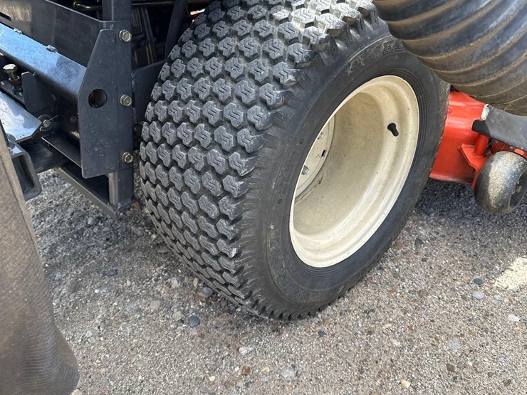 kubota-gr2100-image-5