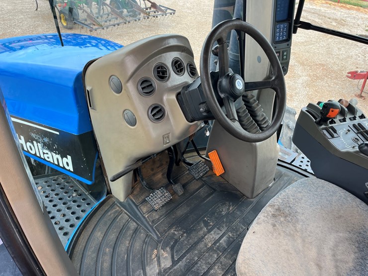 2005-new-holland-tj375-image-23